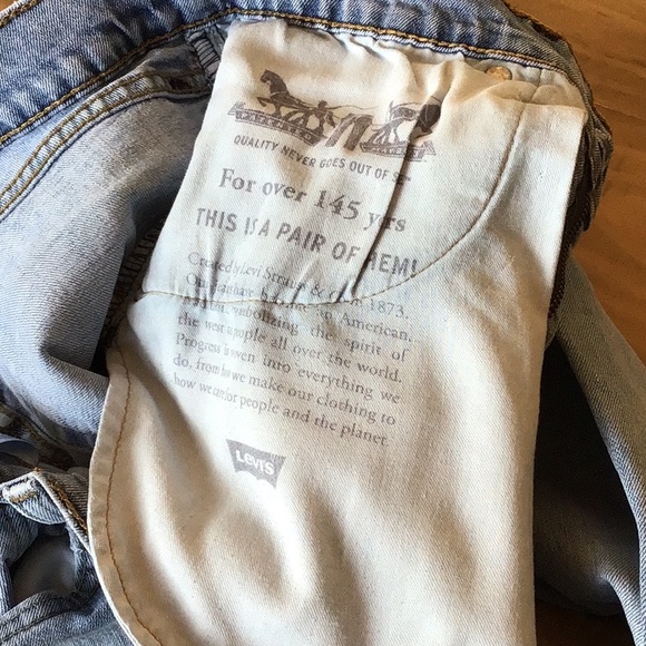 Levi Strauss Jeans - Picture 4 of 15